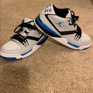 Jordan sneakers (like new)